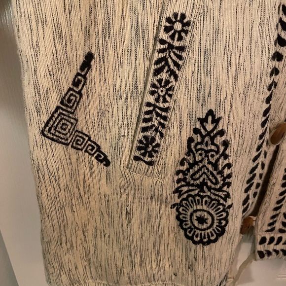 Jacket - Picture 3 of 10